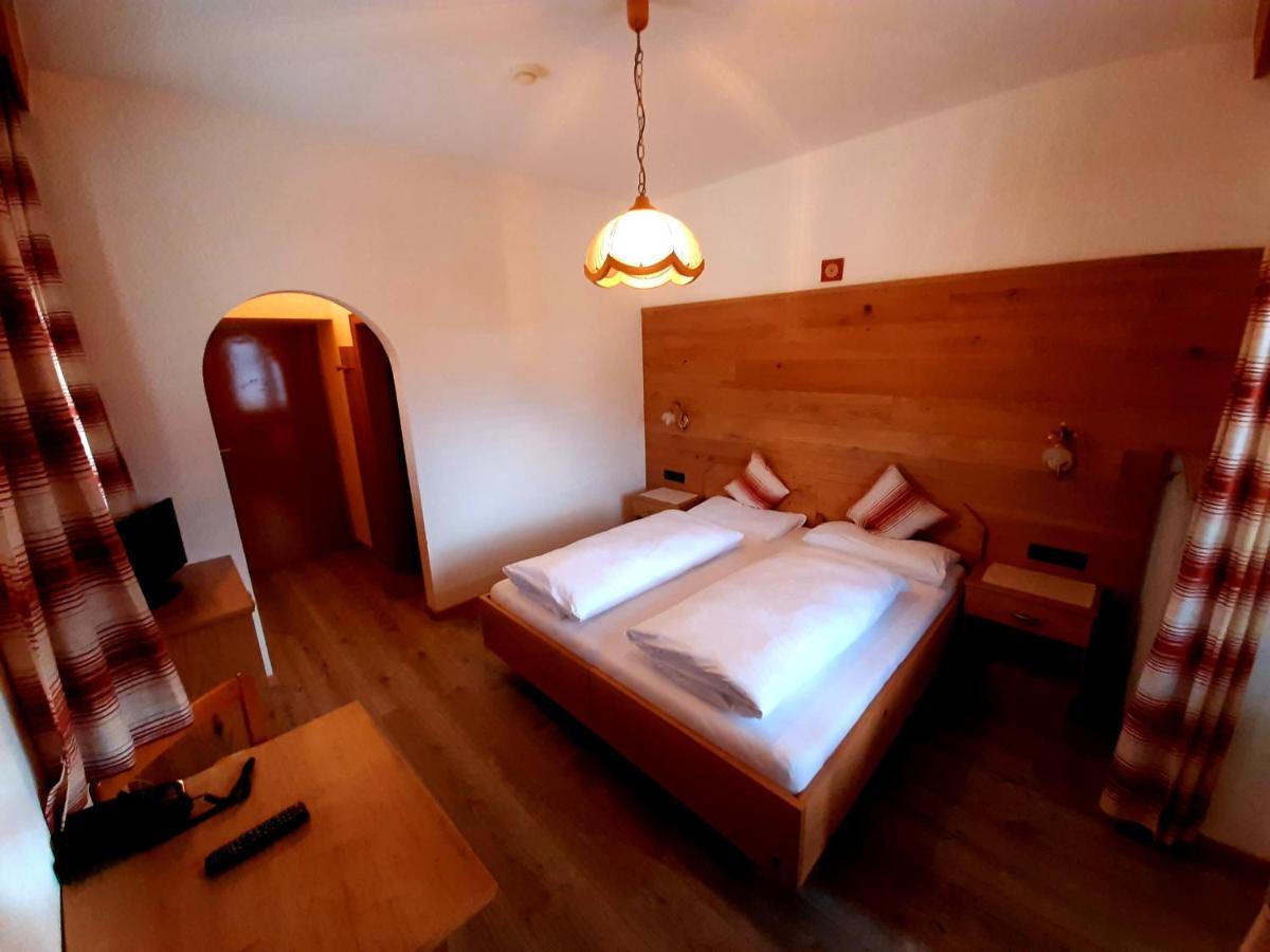Hotel Poernbacher ヴァルダーオラ エクステリア 写真